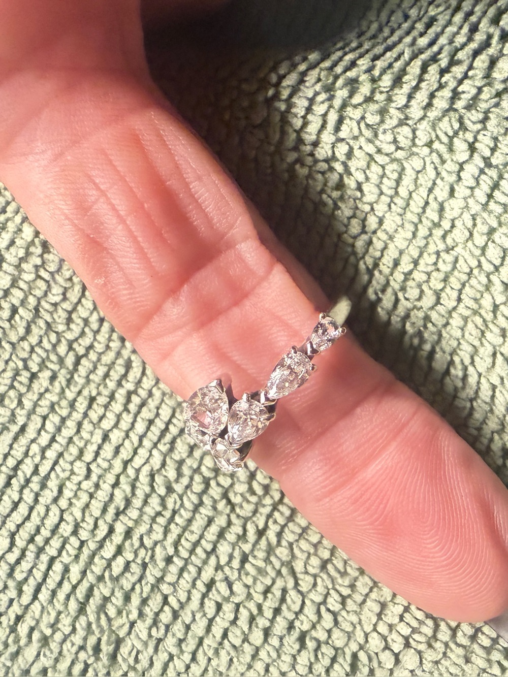 Pandora Sparkling Overlapping Band Ring size 6 52 - Picture 4 of 9